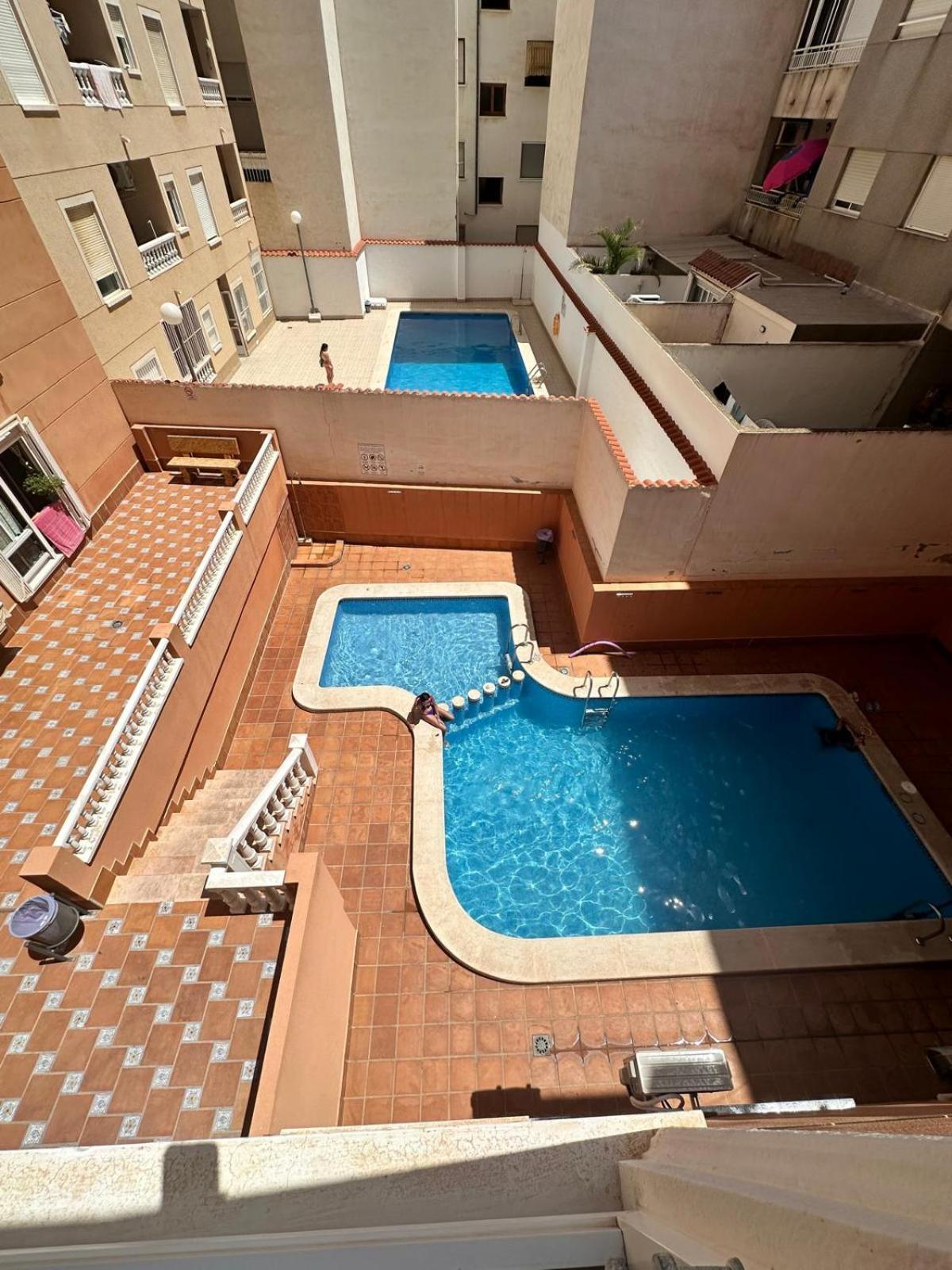 Torrevieja Precioso Apto En Calle San Pascual Con Piscina Cerca De Todos Los Servicios Esterno foto
